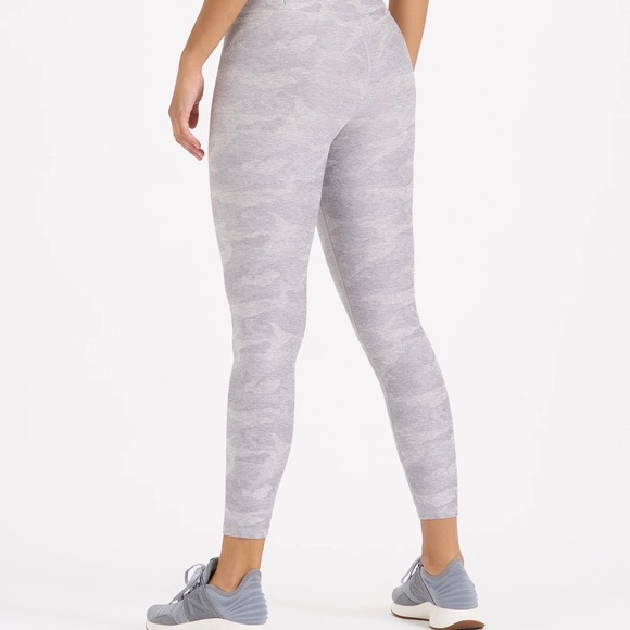 Vuori Clean Elevation Leggings - Picture 2 of 2